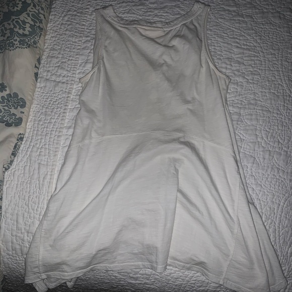 Anthropologie Peplum Buttom Tank Top - Picture 4 of 4